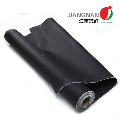Vải sợi thủy tinh dệt 666 C SS được gia cố bằng dây SS với lớp phủ silicon đen 2 mặt